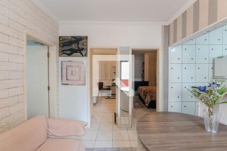 Sala de apartamento para alugar com 2 quartos, 50m² em Cerqueira César, São Paulo