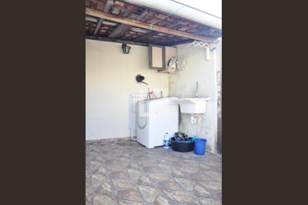Área de Serviço de casa à venda com 5 quartos, 200m² em Vila Bancaria Munhoz, São Paulo
