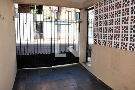 Garagem de casa à venda com 5 quartos, 200m² em Vila Bancaria Munhoz, São Paulo