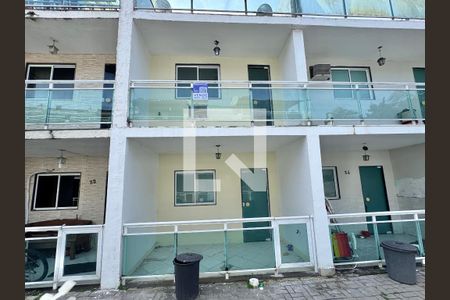 Fachada de casa de condomínio à venda com 3 quartos, 132m² em Recreio dos Bandeirantes, Rio de Janeiro