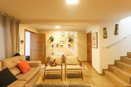 Sala de casa à venda com 3 quartos, 90m² em Jardim Peri, São Paulo