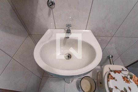 Banheiro social 1 de casa à venda com 3 quartos, 180m² em Vila Padre Anchieta, Diadema