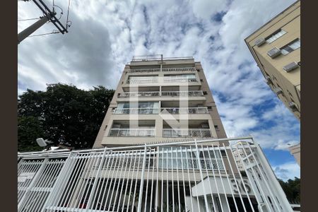 Fachada do bloco de apartamento à venda com 3 quartos, 83m² em Taquara, Rio de Janeiro