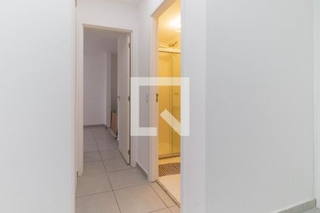 Hall dos quartos de apartamento para alugar com 2 quartos, 41m² em Vila Fatima, São Paulo