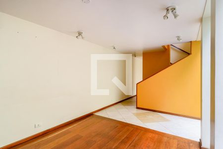 Sala de casa para alugar com 2 quartos, 180m² em Campo Belo, São Paulo
