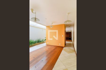 Sala de Jantar de casa para alugar com 2 quartos, 180m² em Campo Belo, São Paulo