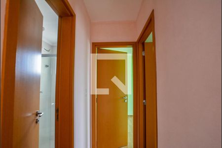 Corredor de apartamento para alugar com 2 quartos, 55m² em Vila Suíça, Santo André