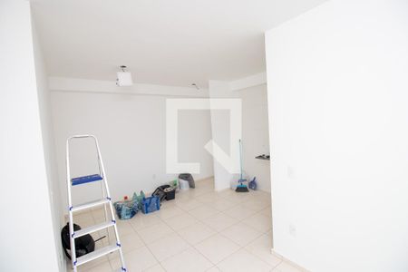 Sala de apartamento para alugar com 3 quartos, 55m² em Barra da Tijuca, Rio de Janeiro