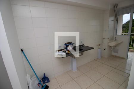 Cozinha de apartamento para alugar com 3 quartos, 55m² em Barra da Tijuca, Rio de Janeiro