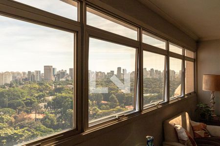 Sala Vista  de apartamento à venda com 3 quartos, 162m² em Itaim Bibi, São Paulo