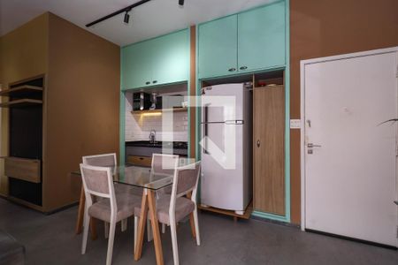 Sala/Cozinha de apartamento à venda com 1 quarto, 51m² em Pinheiros, São Paulo