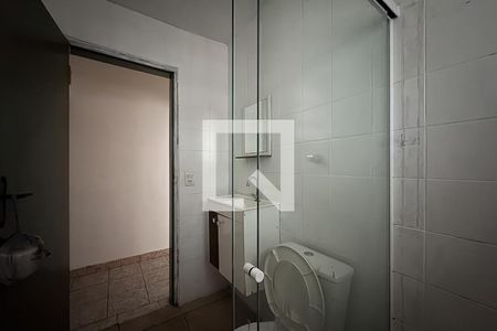 Banheiro de casa para alugar com 1 quarto, 102m² em Jardim Thelma, São Bernardo do Campo