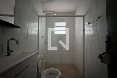 Banheiro de casa para alugar com 1 quarto, 102m² em Jardim Thelma, São Bernardo do Campo