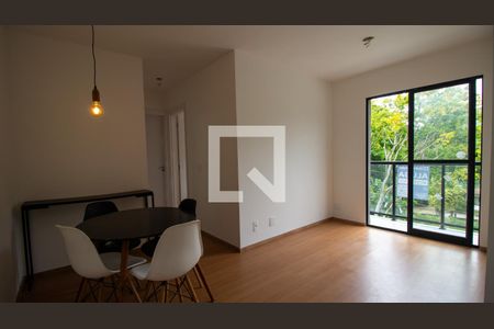 Sala de apartamento para alugar com 2 quartos, 43m² em Vargem Grande, Rio de Janeiro