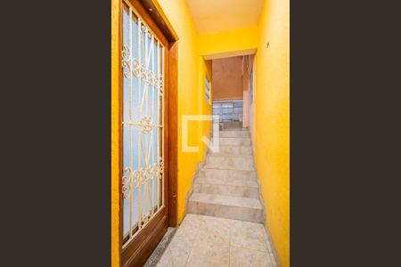 Entrada de casa à venda com 3 quartos, 360m² em Santa Maria, Osasco