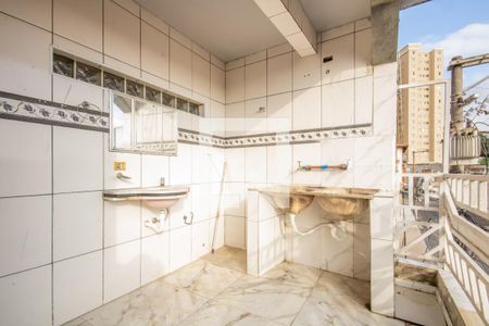 Área de Serviço (Casa 1) de casa à venda com 3 quartos, 360m² em Santa Maria, Osasco
