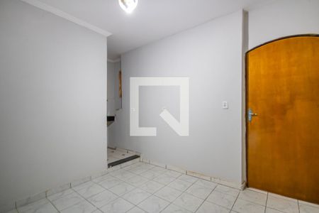 Suíte de casa para alugar com 2 quartos, 120m² em Santa Maria, Osasco