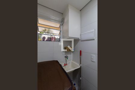 Sala/Cozinha/Área de Serviço de apartamento à venda com 2 quartos, 39m² em Itaquera, São Paulo