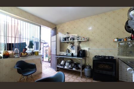 Cozinha de casa à venda com 4 quartos, 380m² em Cidade Antônio Estêvão de Carvalho, São Paulo