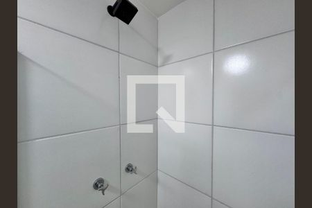 Banheiro Social de apartamento à venda com 2 quartos, 47m² em Recreio dos Bandeirantes, Rio de Janeiro