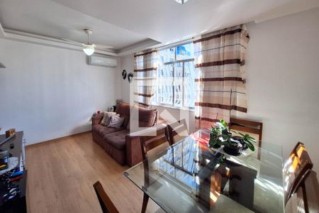 Sala de apartamento à venda com 2 quartos, 60m² em Santa Rosa, Niterói