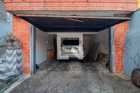 Garagem de casa à venda com 5 quartos, 220m² em Jardim Floresta, Porto Alegre