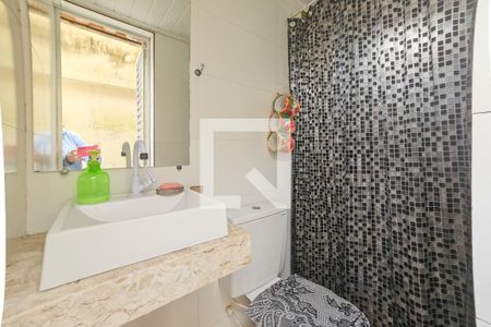 Banheiro 2 de casa para alugar com 4 quartos, 217m² em Jardim Cunhambebe (vicente de Carvalho), Guarujá