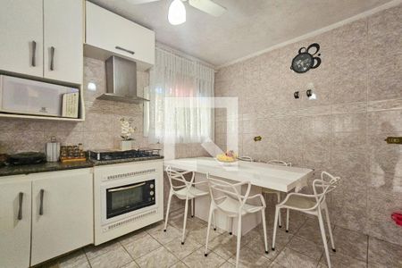 Cozinha de casa para alugar com 4 quartos, 217m² em Jardim Cunhambebe (vicente de Carvalho), Guarujá