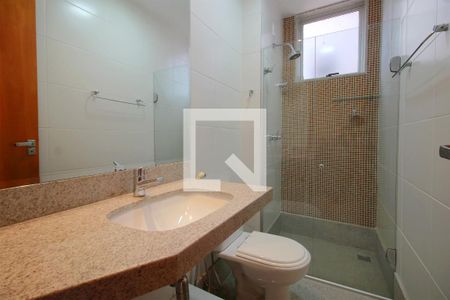 Banheiro de apartamento à venda com 2 quartos, 166m² em Serra, Belo Horizonte