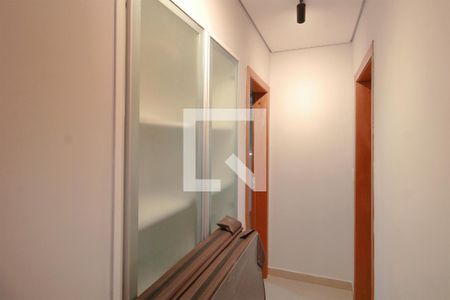 Corredor de apartamento à venda com 2 quartos, 166m² em Serra, Belo Horizonte