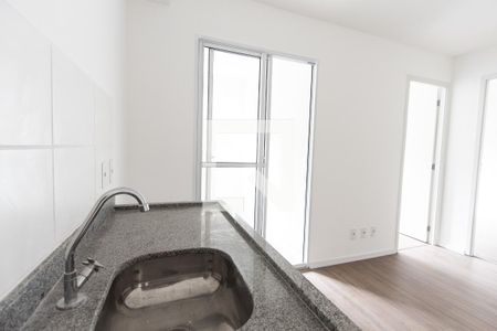 Sala/Cozinha de apartamento para alugar com 2 quartos, 33m² em Lapa, São Paulo