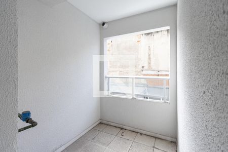 Varanda da Sala/Cozinha de apartamento para alugar com 2 quartos, 33m² em Lapa, São Paulo