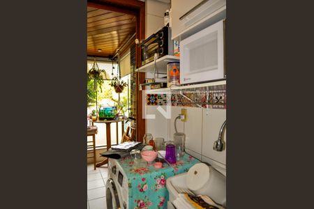 Cozinha de apartamento à venda com 2 quartos, 78m² em Tristeza, Porto Alegre