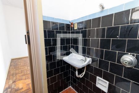 Banheiro de kitnet/studio para alugar com 1 quarto, 40m² em Menino Deus, Porto Alegre