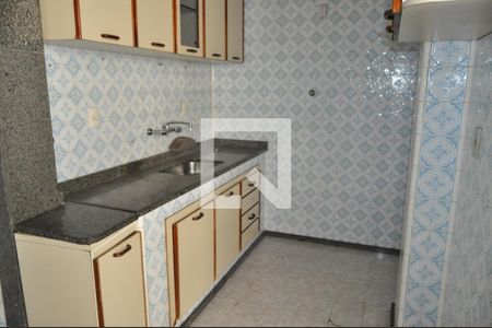 Cozinha de apartamento à venda com 4 quartos, 120m² em Jacaré, Rio de Janeiro