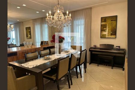 Apartamento à venda com 3 quartos, 212m² em Vila Suzana, São Paulo