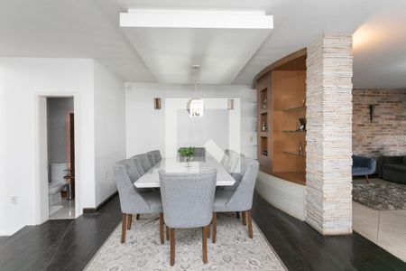 Sala de jantar de casa à venda com 5 quartos, 500m² em Chácara das Pedras, Porto Alegre