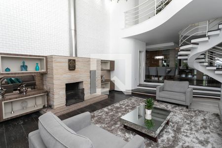 Sala de casa à venda com 5 quartos, 500m² em Chácara das Pedras, Porto Alegre