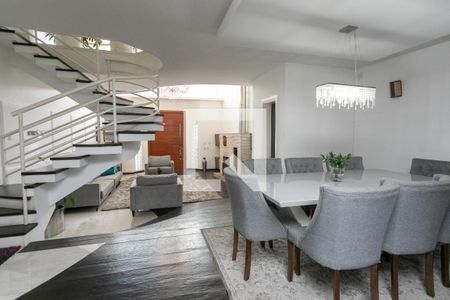 Sala de jantar de casa à venda com 5 quartos, 500m² em Chácara das Pedras, Porto Alegre