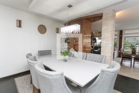 Sala de jantar de casa à venda com 5 quartos, 500m² em Chácara das Pedras, Porto Alegre