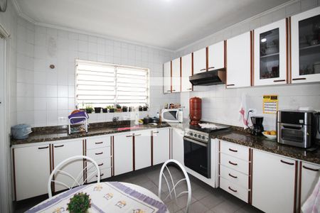 Cozinha de apartamento à venda com 2 quartos, 86m² em Vila Olímpia, São Paulo
