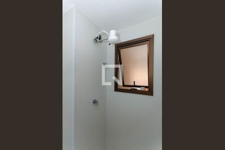 Banheiro de Serviço de apartamento à venda com 4 quartos, 261m² em Perdizes, São Paulo