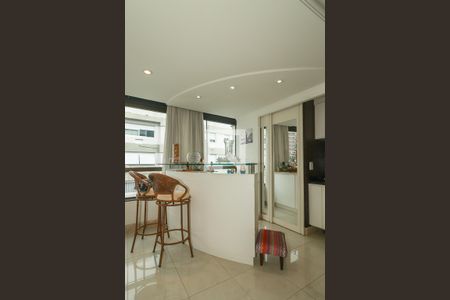 Sala de apartamento à venda com 2 quartos, 121m² em Petrópolis, Porto Alegre