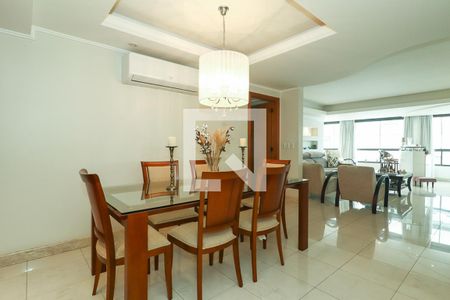 Sala de Jantar de apartamento à venda com 2 quartos, 121m² em Petrópolis, Porto Alegre