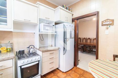Cozinha de casa à venda com 4 quartos, 160m² em Glória, Porto Alegre