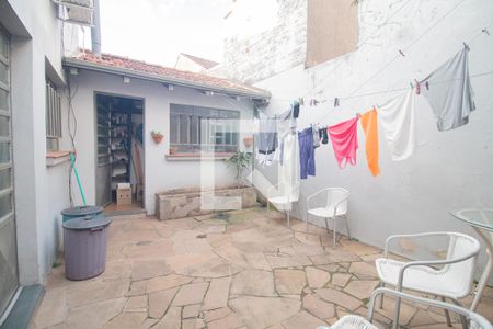 Quintal de casa à venda com 4 quartos, 160m² em Glória, Porto Alegre