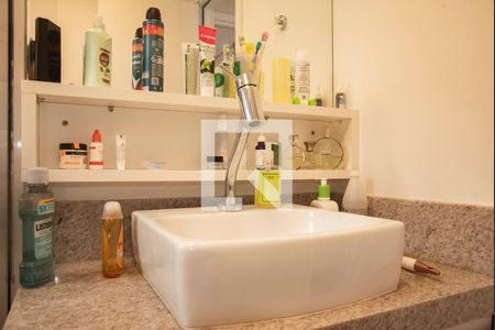 Banheiro de apartamento para alugar com 2 quartos, 46m² em Vila da Saúde, São Paulo