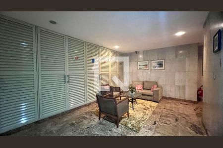Hall de entrada de apartamento à venda com 2 quartos, 71m² em Pinheiros, São Paulo