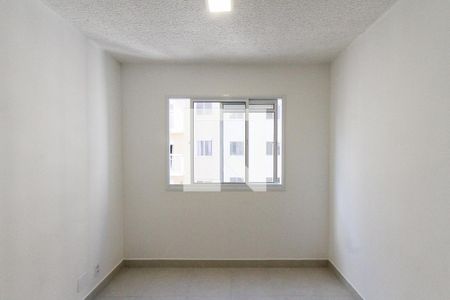Sala/Cozinha de apartamento à venda com 2 quartos, 32m² em Vila Graciosa, São Paulo
