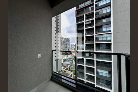 Sacada de kitnet/studio para alugar com 1 quarto, 25m² em Jardim das Acacias, São Paulo